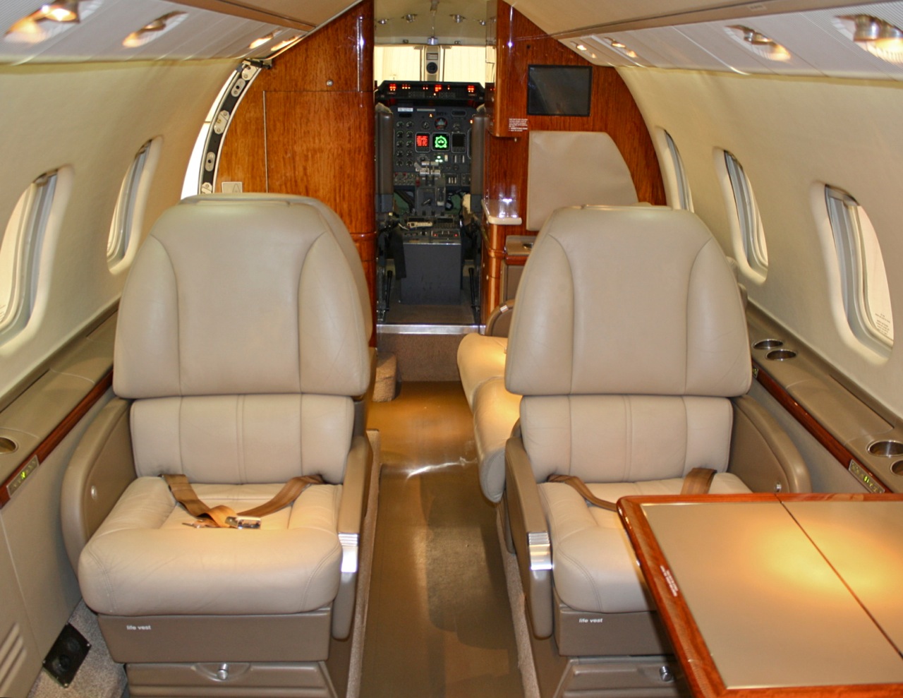 SOLD   1998 Learjet 60 sn 137